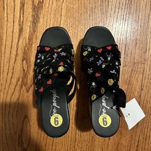 BNWT Free People Platform Sandals